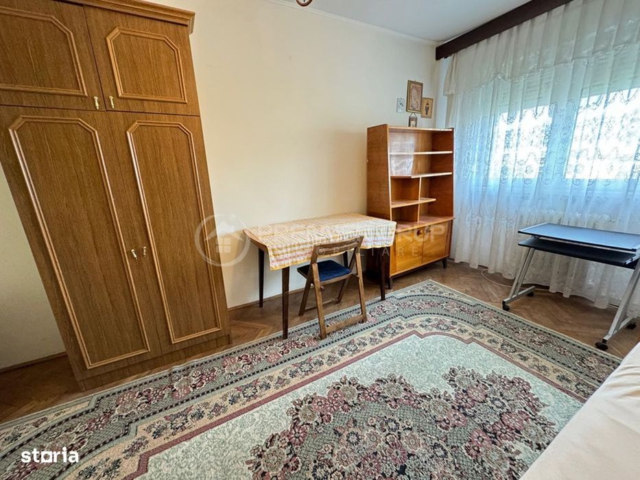 Apartament 3 camere, Podu Ros, 70mp, CT,  AC