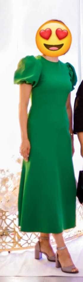 Платье нарядное зеленое