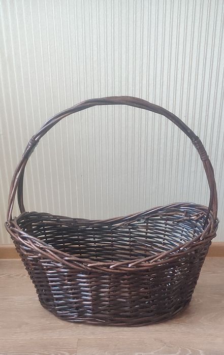 Корзина плетёная