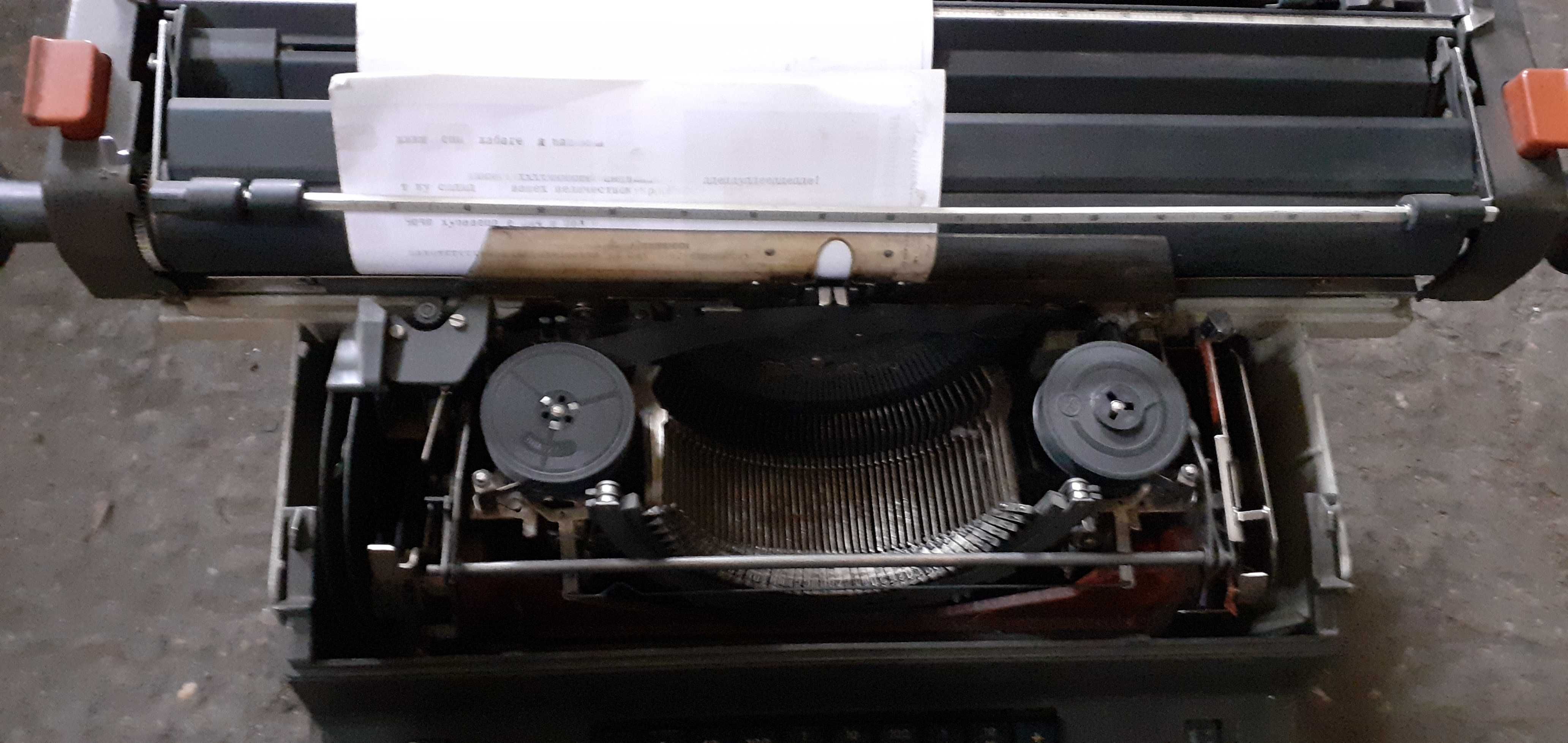 Пишеща машина Facit електрическа