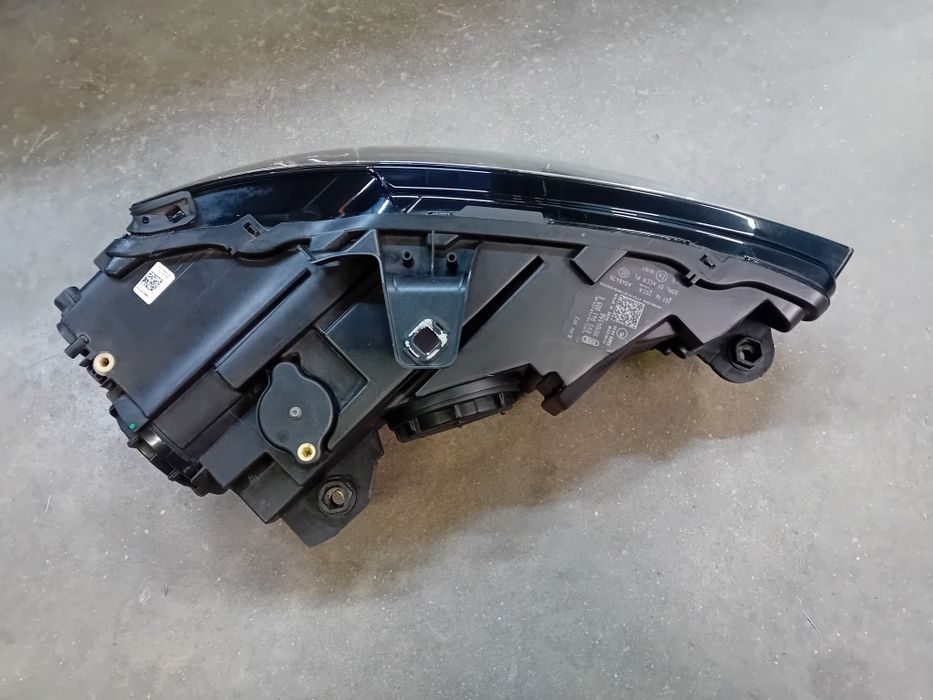 Far stanga Bi-Xenon Audi A3,S3,RS3 2015/2018