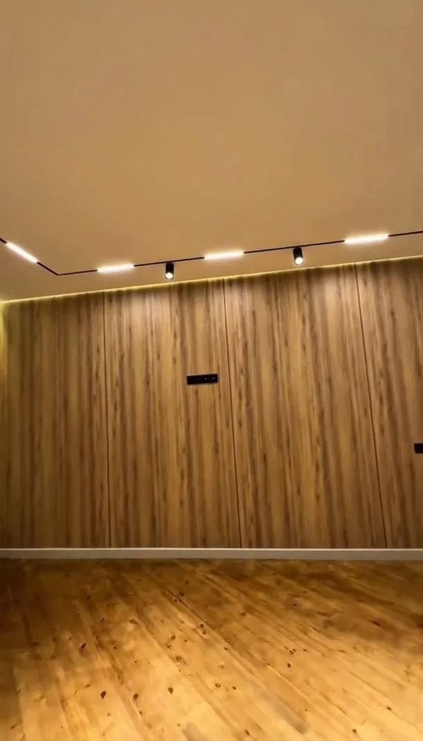 Sotiladi Квартира Мирабад Саракулька 5//1//9 120м2 можно под Офис