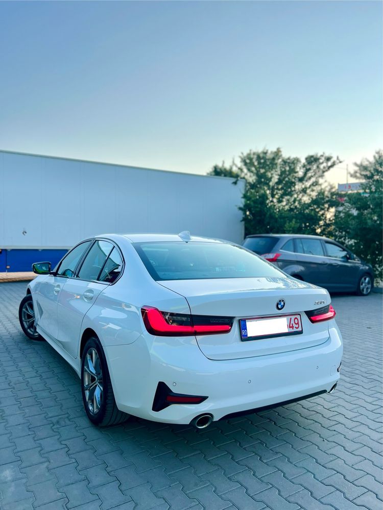 BMW Seria 3 2021 330e PlugIn Hybrid SportLine