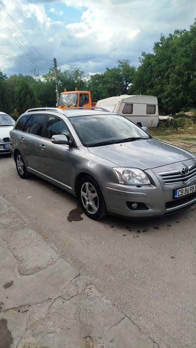 Toyota Avensis 2.2 dizel