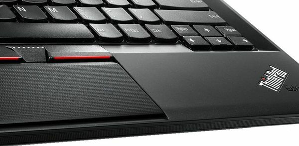 Vând Lenovo ThinkPad Edge E330 -I5. SSD
