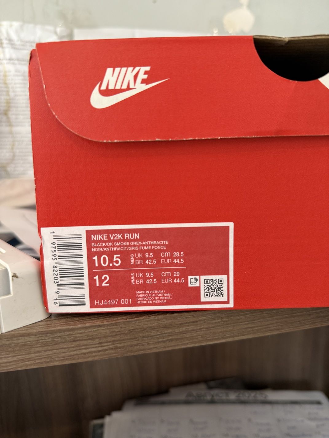 Спортни обувки  NIKE V2K RUN
Артикулен код : FZ2622-001