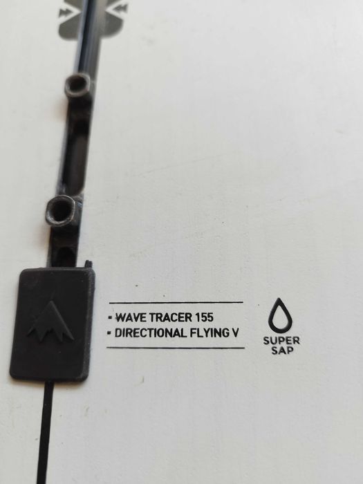 Burton Family Tree Wave Tracer flying v 155 All Mountain/Pow Snowboard