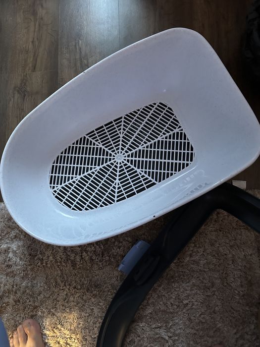 Litiera pisicii de talie mica si mare