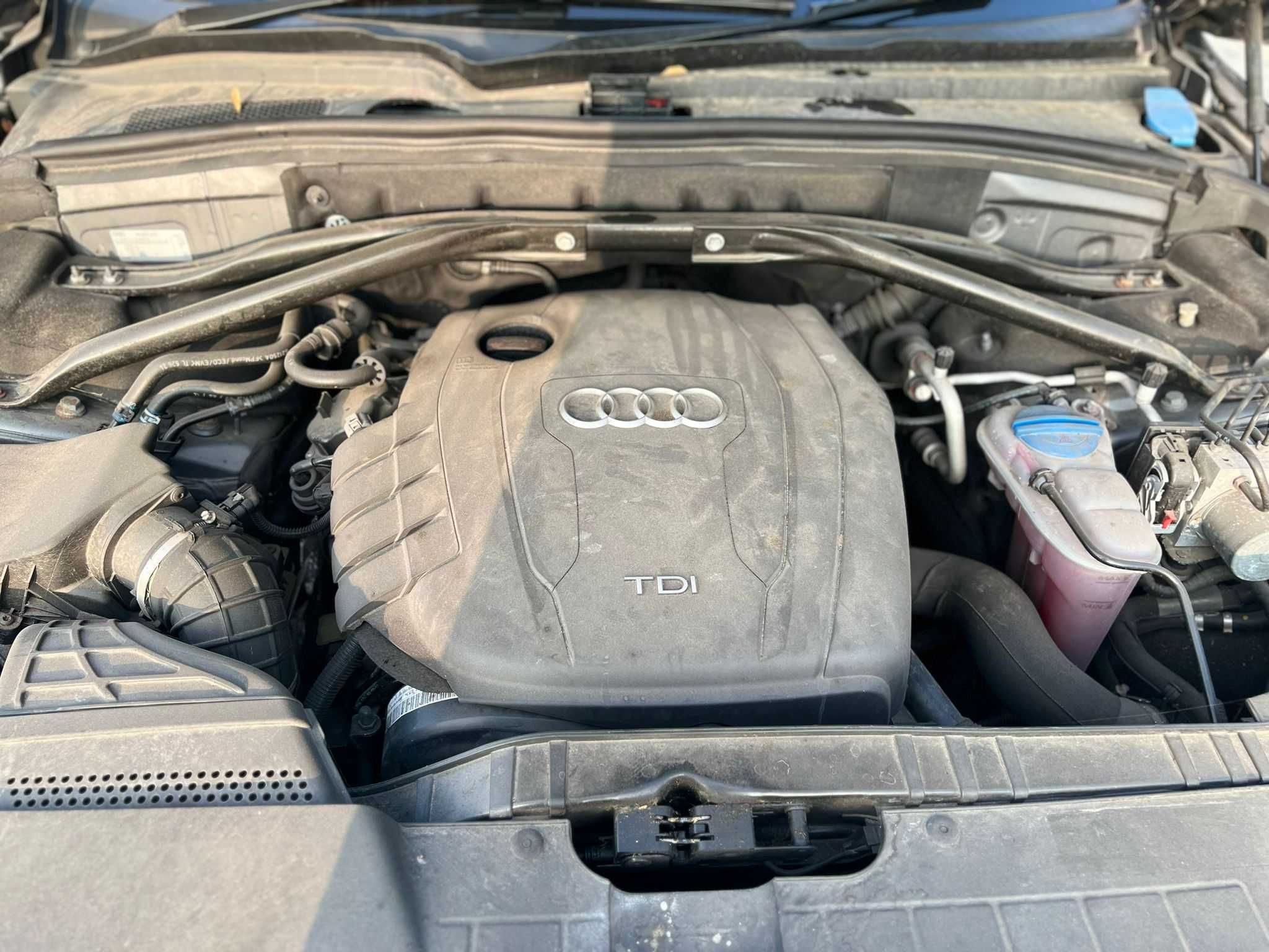 Cutie viteze manuala Audi Q5 2.0 TDI CGL si alte piese din dezmembrari