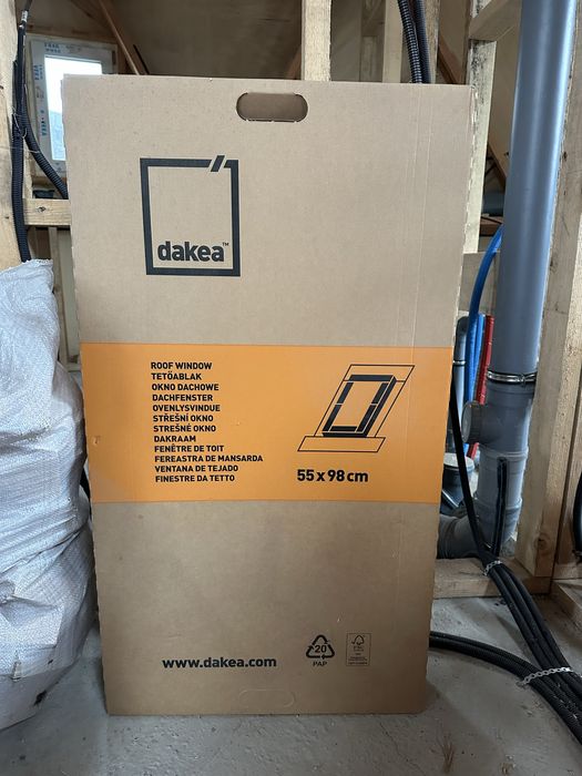 Verestre tip velux mansarda noi , in cutie cu 3 sticle (tripan)