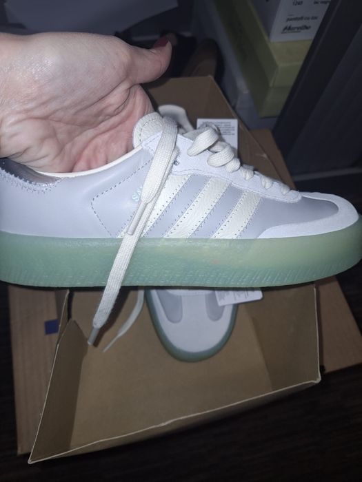 Adidasi Adidas Sambae