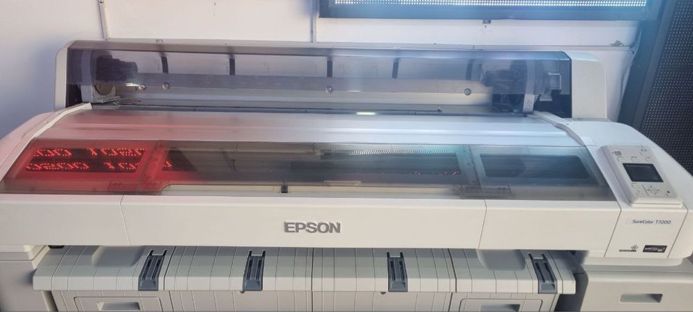 Продается принтер epson T7200