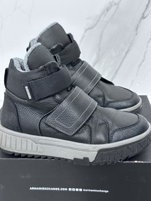 Продам , ботинки зима . Производство Россия. Размер 33