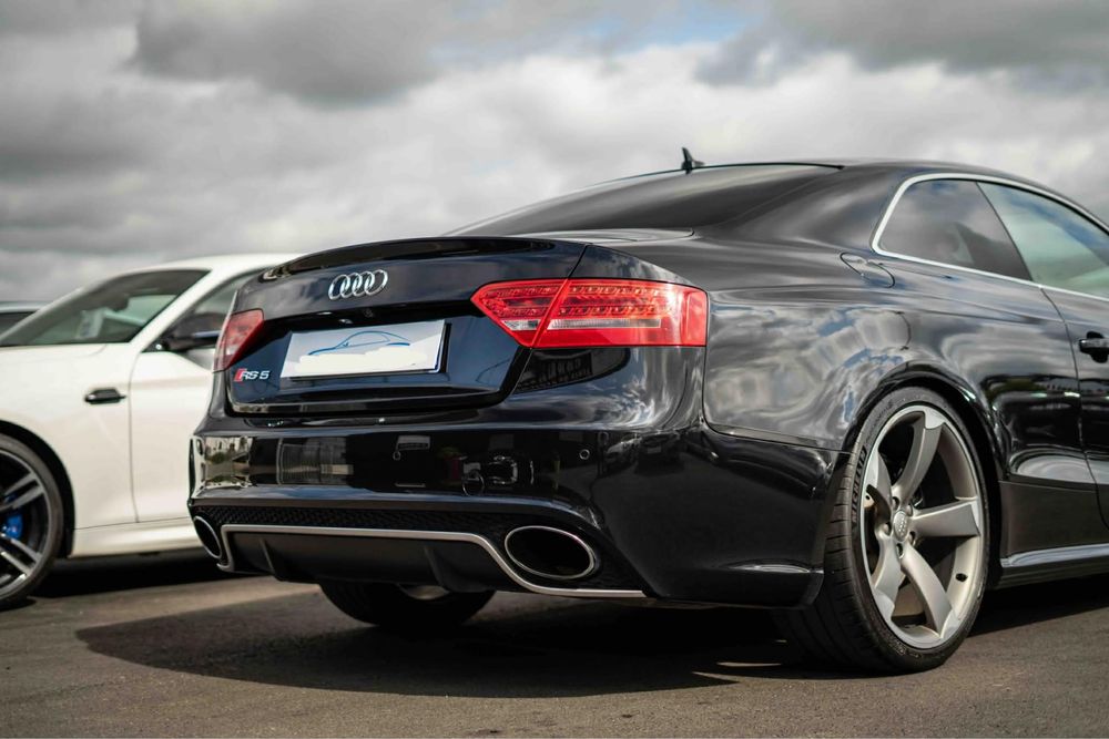 Audi RS5 v8 4.2 benzina 550 cp