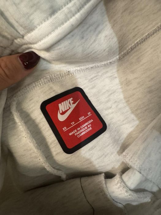 Оригинален nike Fleece Tech