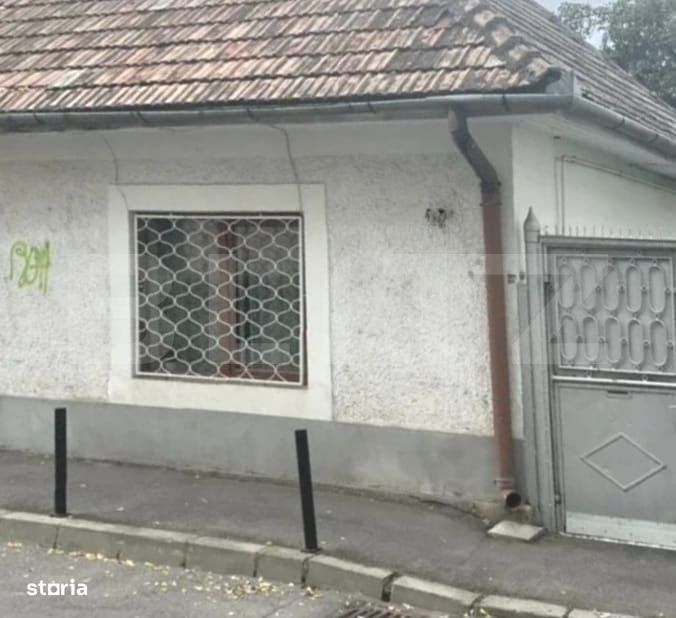 Casa cu Potential in Brasov – Ideala pentru Locuinta sau Afacere