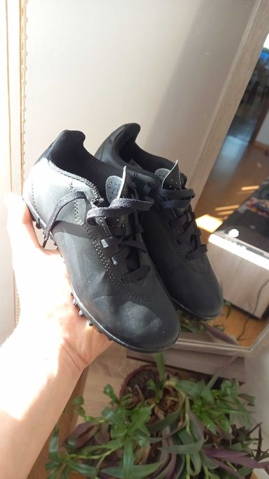 Adidas номер 30 за футбол