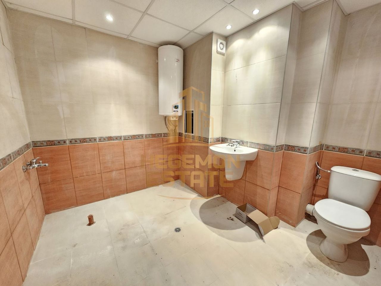 Продава се Тристаен апартамент в Бяла - 128 кв.м за 587 €/кв.м - Снимка #7