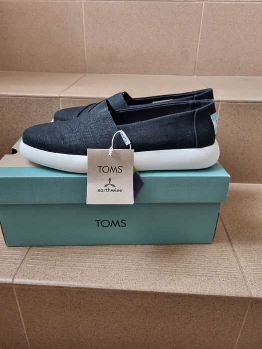 Espadrile Toms noi cu eticheta
