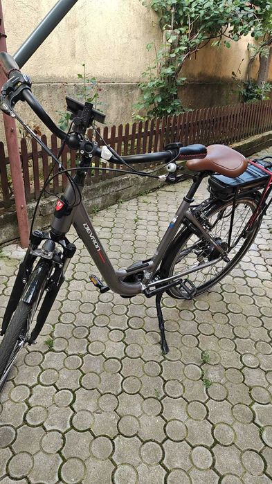 Vand  bicicleta electrica asistata