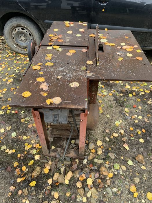 Vand Abric cu motor la 380.