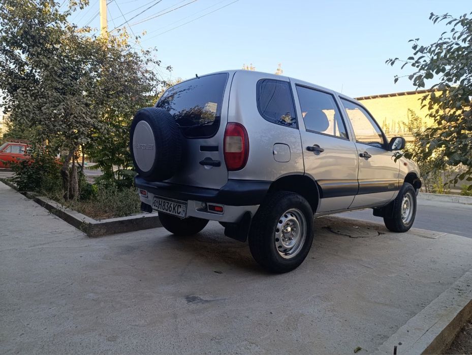 Продаю chevrolet Niva