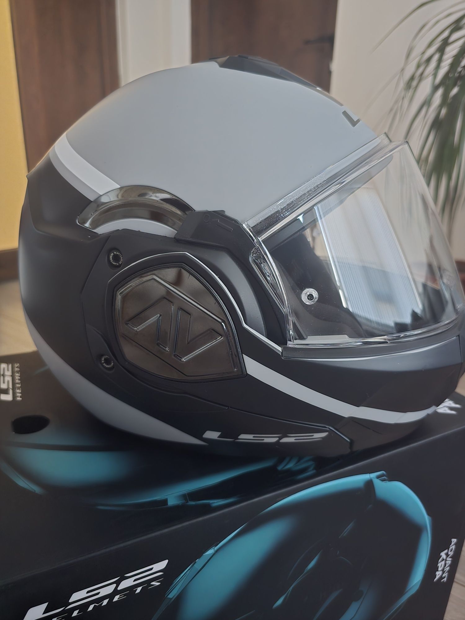 Модуларна каска Ls2 advant