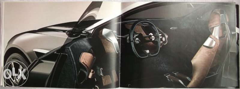 Колекционерски книги брошури каталози автомобили Aston Martin DB