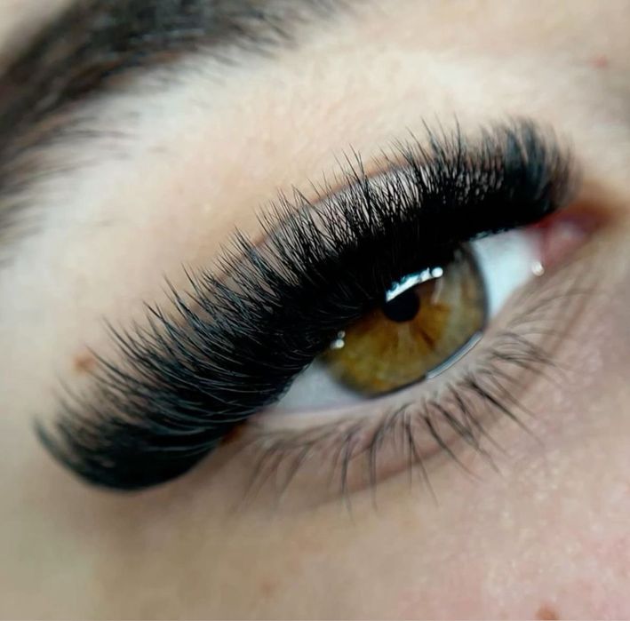 Наращевание ресниц 7000 любой обьем,качественно,акуратно