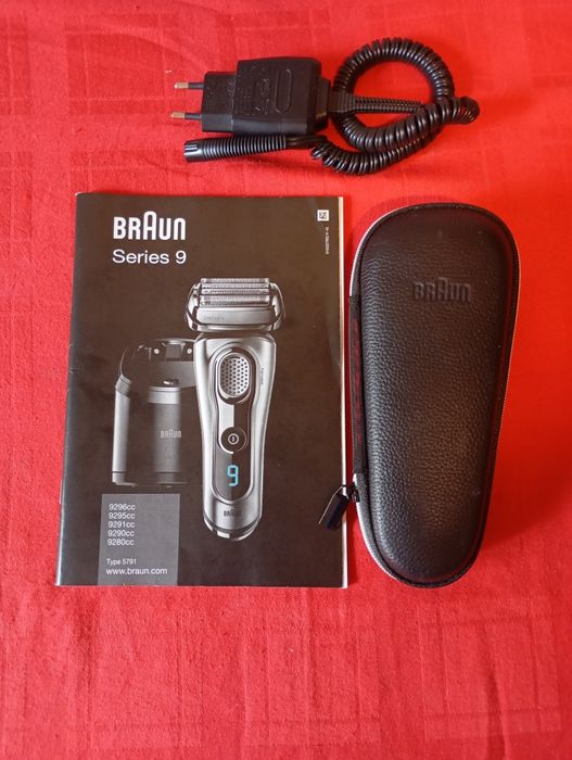 aparat de ras electric BRAUN