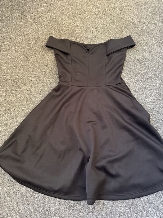 Рокля Laleto, 36 (S) размер, разкроена