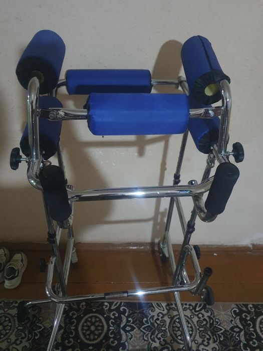 Матрас противопролежневый с насосом,коляска для инвалидов,ходунок