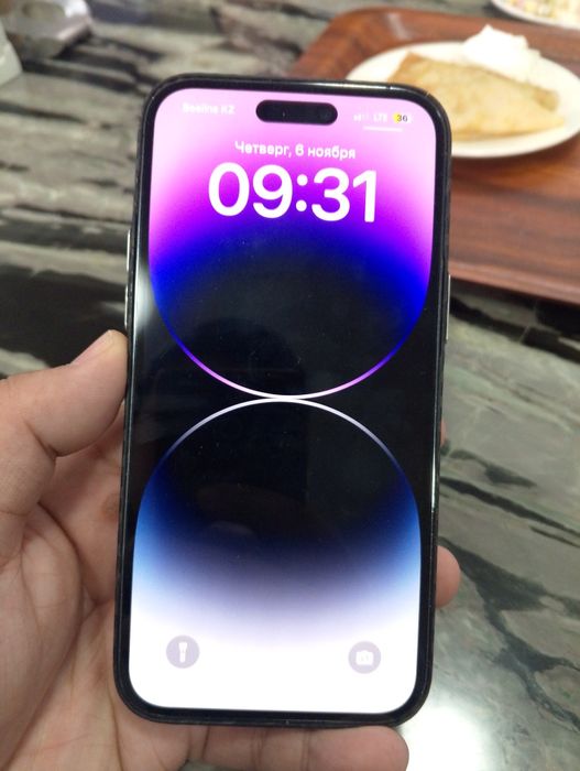 Продам 14 про Макс