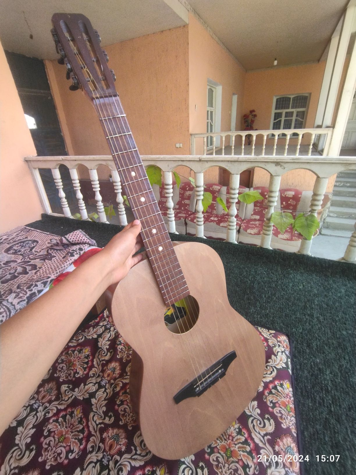 Gitara acoustic 500 000 soʻm