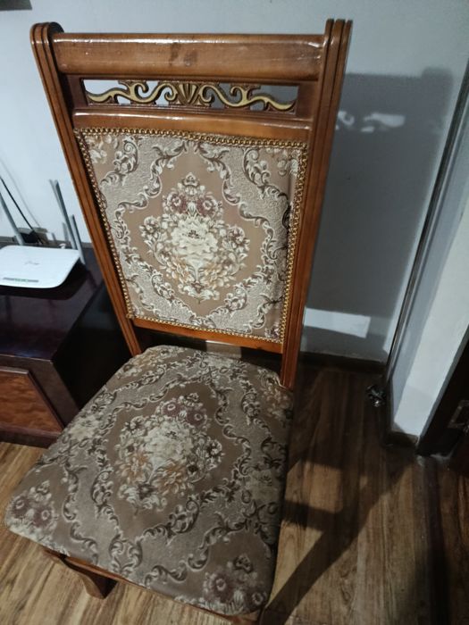 Стол стул для шести персон