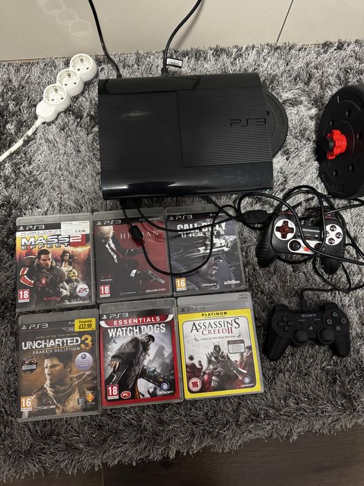 Playstation 3 super slim cu 2 controllere si 6 jocuri