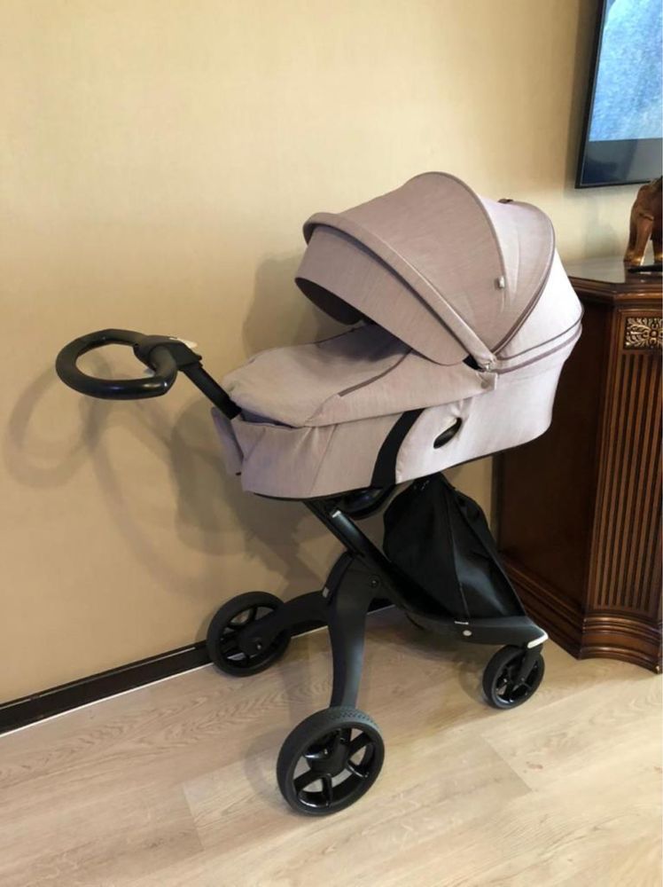 Коляска Stokke