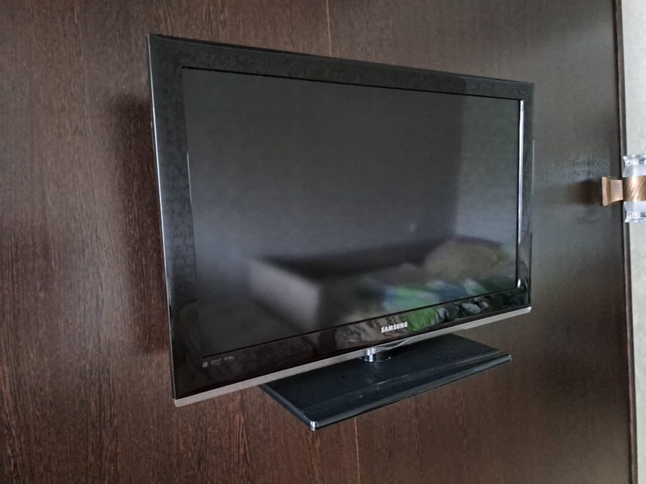 Продам телевизор samsung