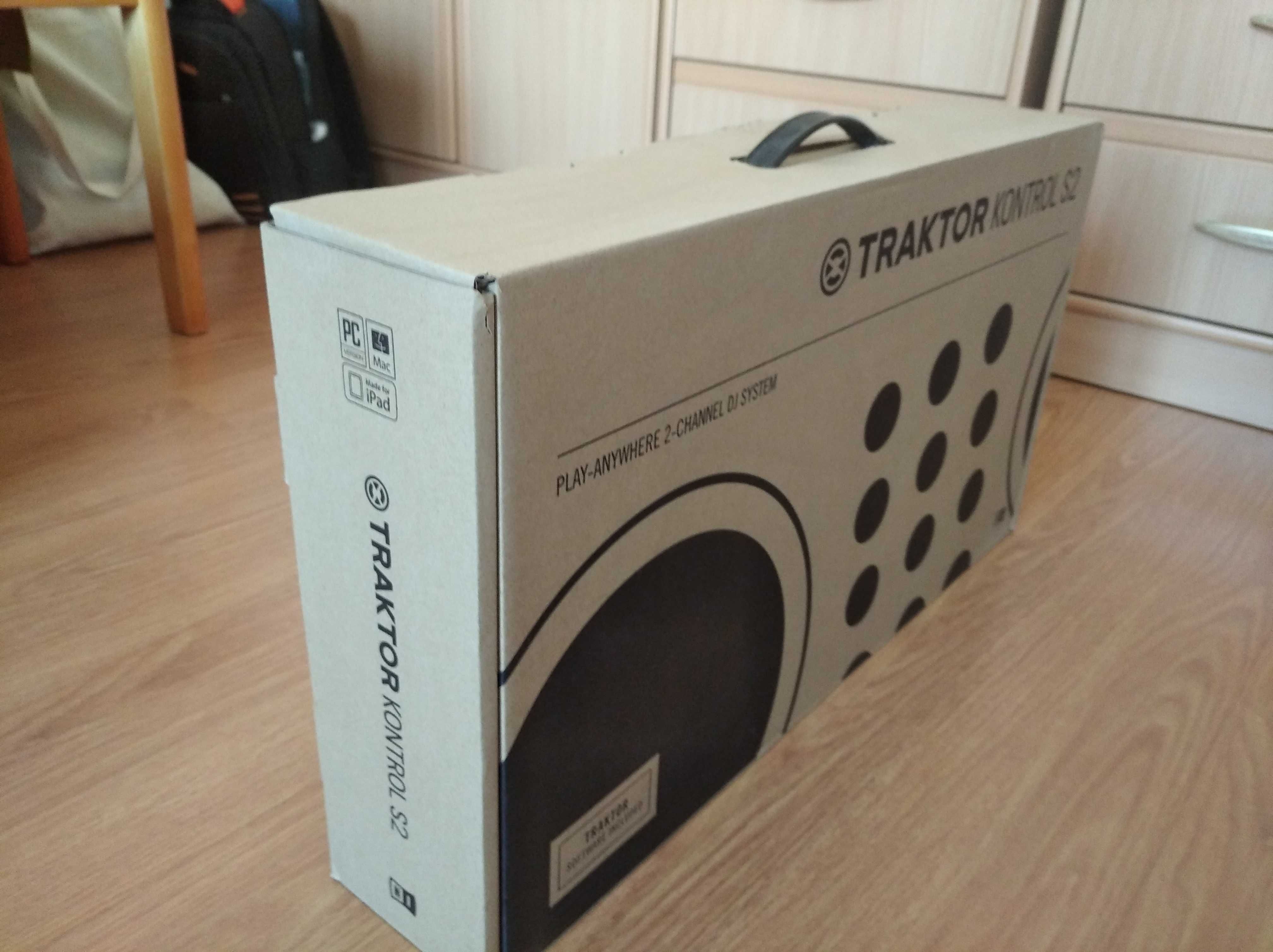 DJ контроллер Native Instruments Traktor Kontrol S2 MK3