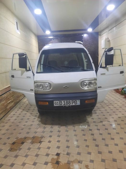 Дамас ван 2009 йи