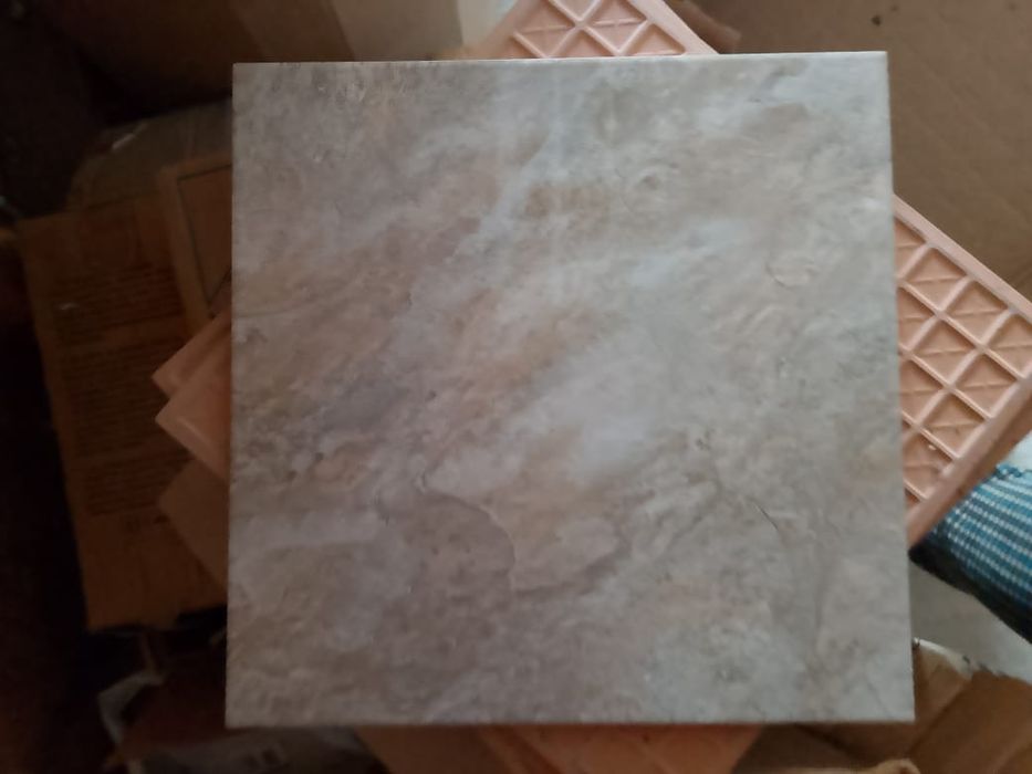 Кафель 30×30 продам