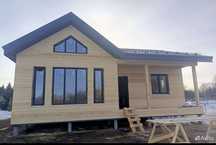 Vând construesc case cabane din lemn