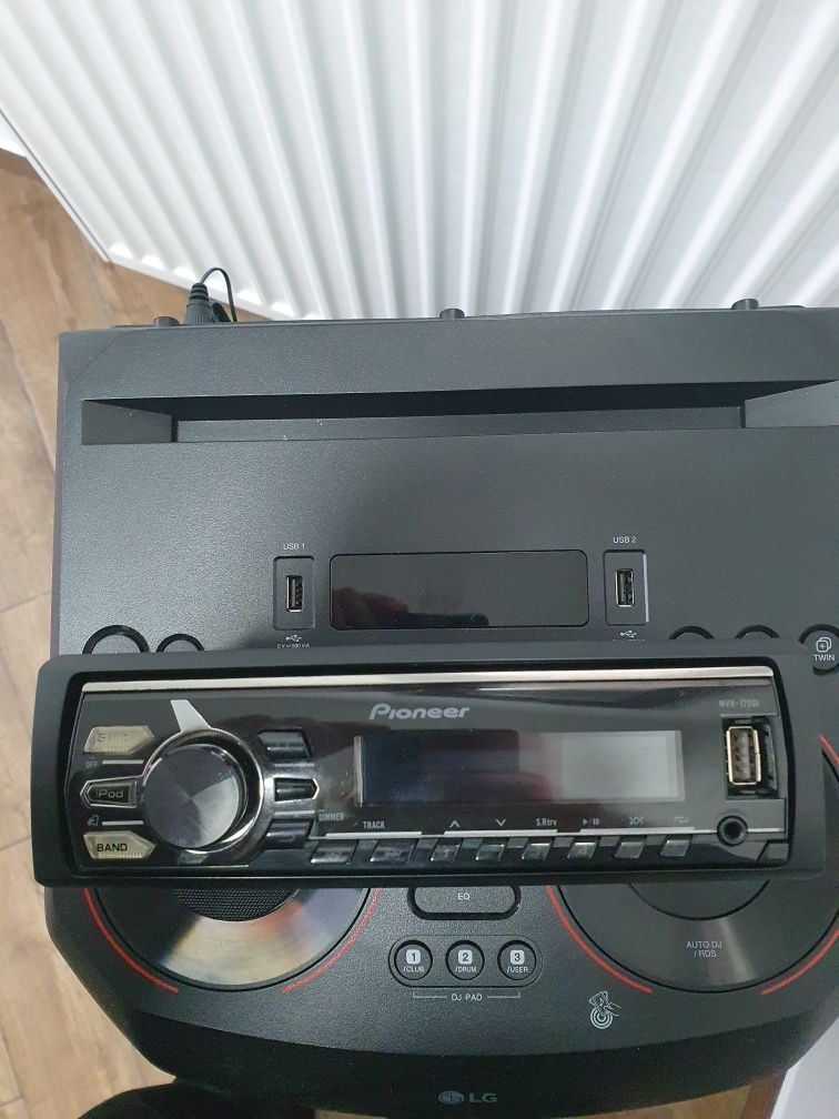 Radio MP3 Player auto Pioneer MVH-170UI, 4x50W, USB, AUX, Iesire Subwo