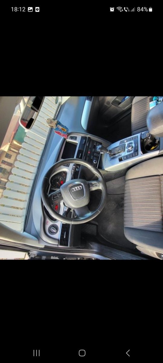Vând Audi A6 motor 2000 cm și 170cp an 2010 înmatriculat Ro.