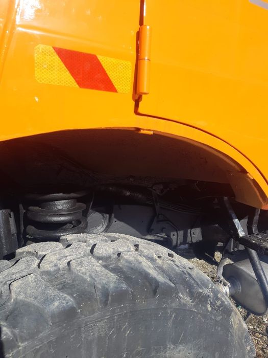 Unimog U1400  Echipat complet pentru deszapezire