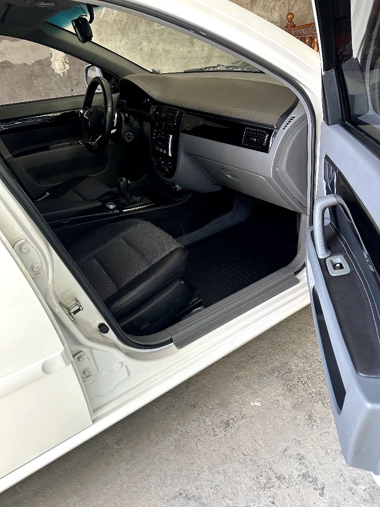 Lacetti  в шикарном состоянии