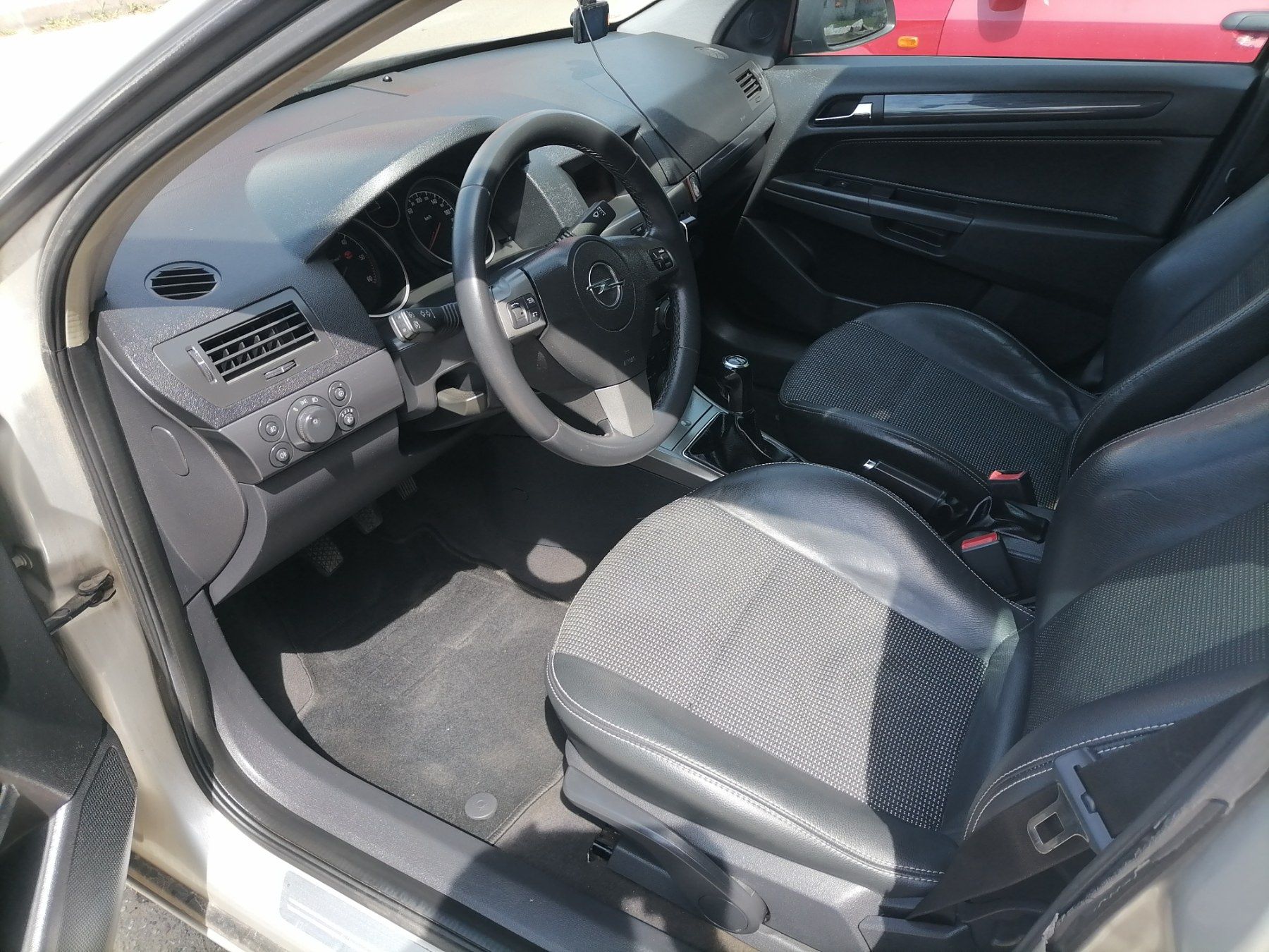 Opel l Astra   H