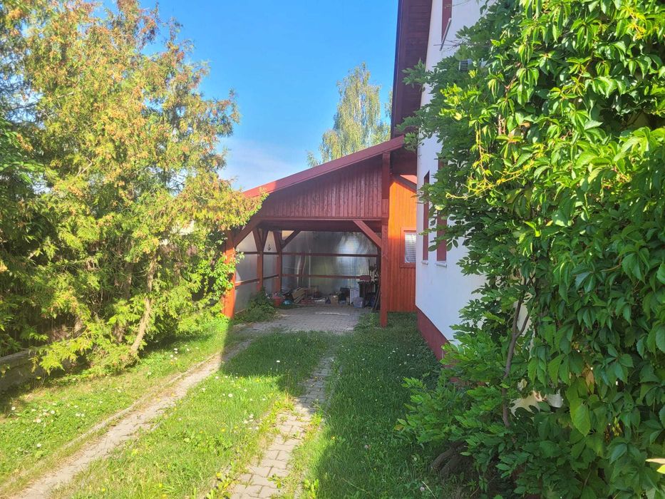 Inchiriez casa  in zona Sumuleu