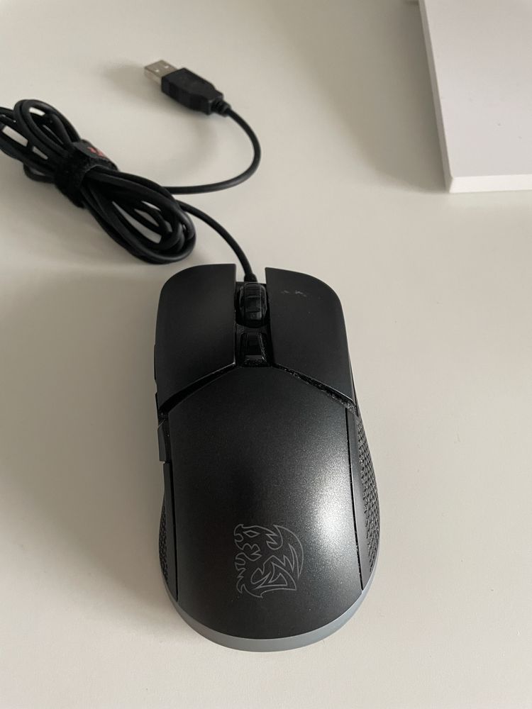 Mouse gaming Tt eSports Thermaltake Iris RGB