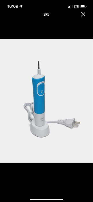 Электронная зубная щётка Oral-B Vitality Футляр и 4 насадок в подарок.